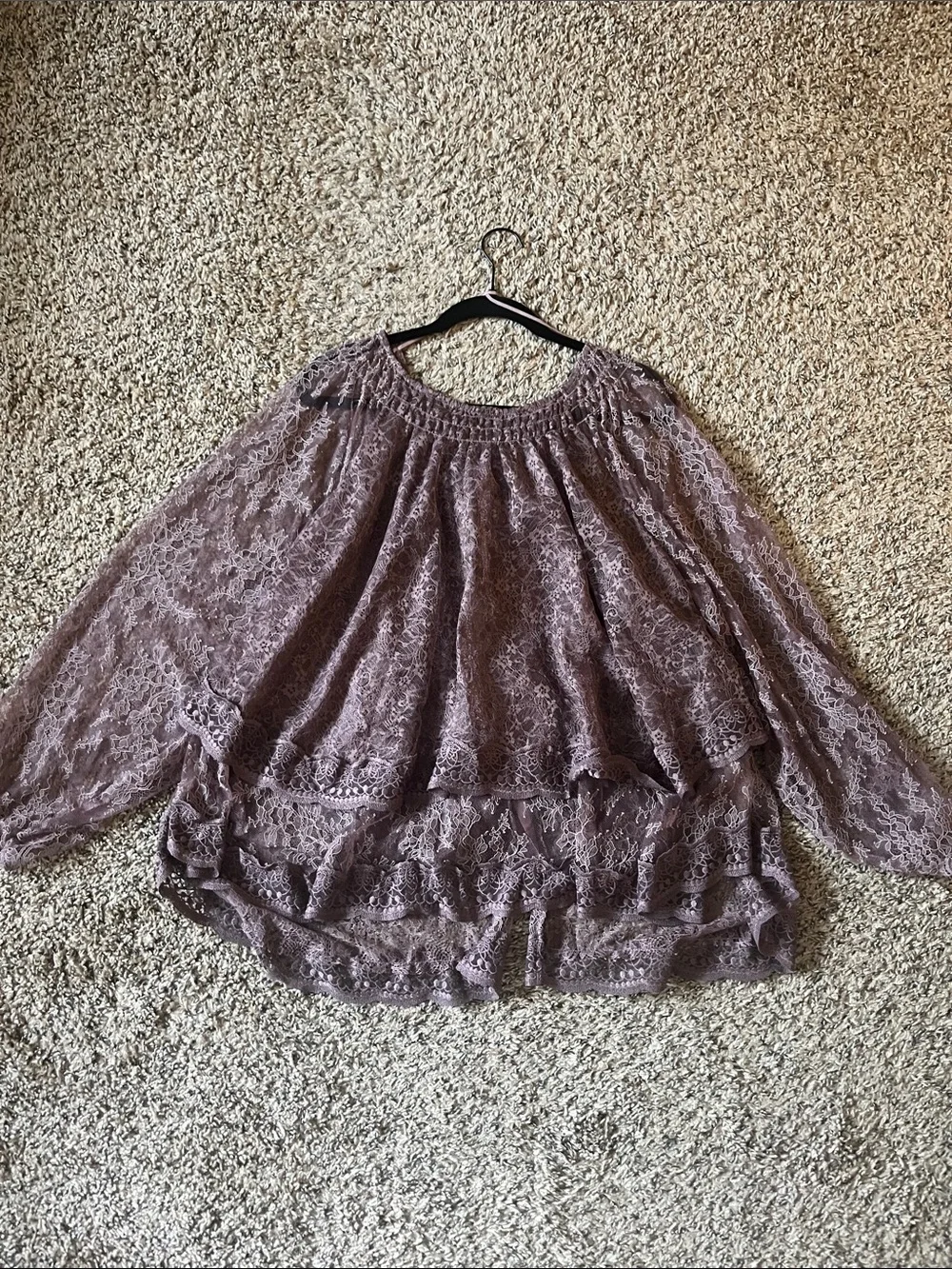 Free People Mauve Lace Ruffled Peasant Top